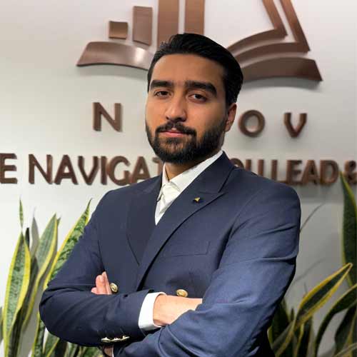 کارشناس فروش CRM